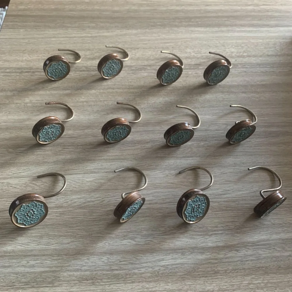 12 Blue Teal Floral Round Shower Curtain Hooks W/ Rusty Brown Metal Rings Touch